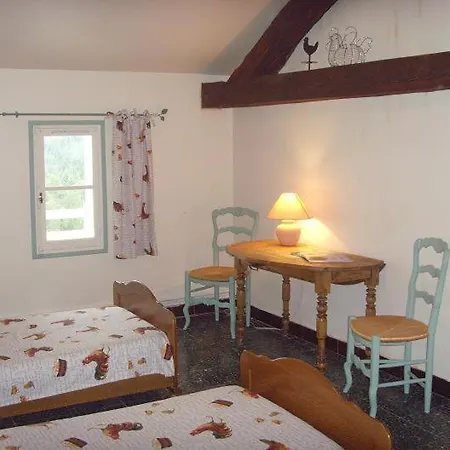 Table D'hotes La Ferme Des Mouleres *